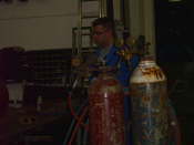 Rohre und Deckel schneiden